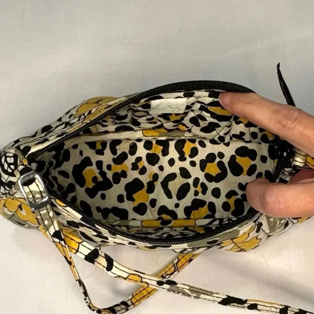 Vera Bradley carry pop